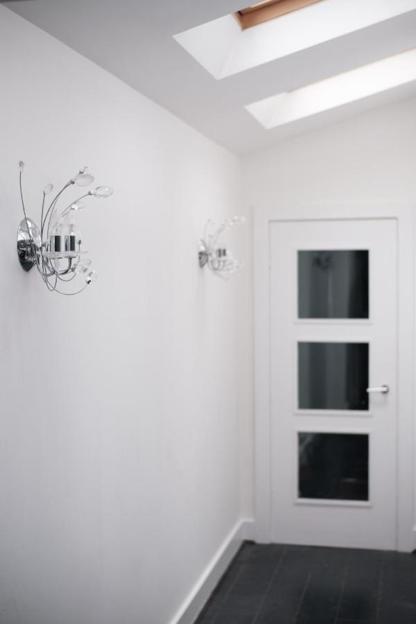 Gorgeous 3 Bedroom Victorian Townhouse Lisburn Exterior foto